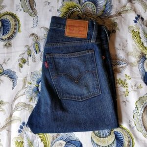 Levi's Wedgie Jeans in Classic Tint